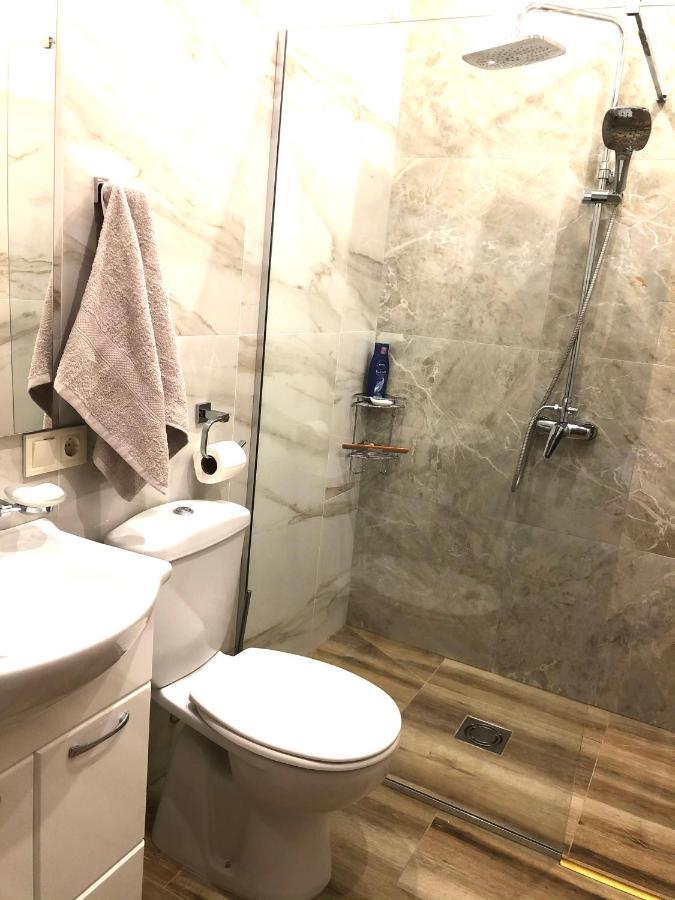 Lovely Apartment Sveti Stefan Bagian luar foto