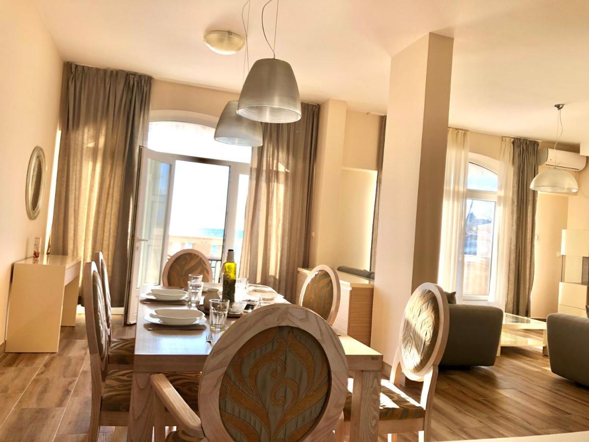 Lovely Apartment Sveti Stefan Bagian luar foto